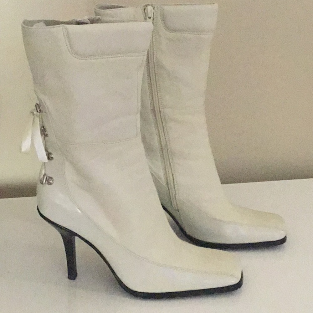 Steve Madden Lattice Ice Leather Boots